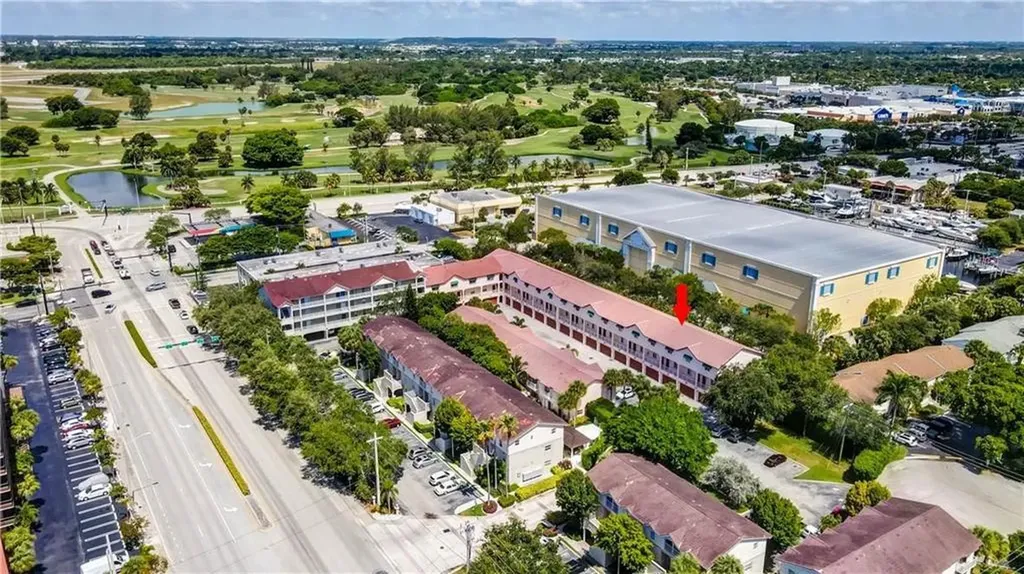 2465 NE 14th Street Causeway Pompano Beach FL 33062