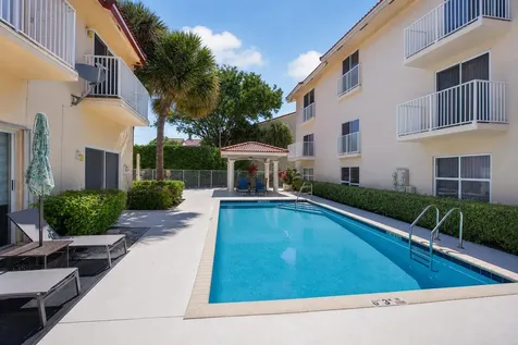 2465 NE 14th Street Causeway Pompano Beach FL 33062