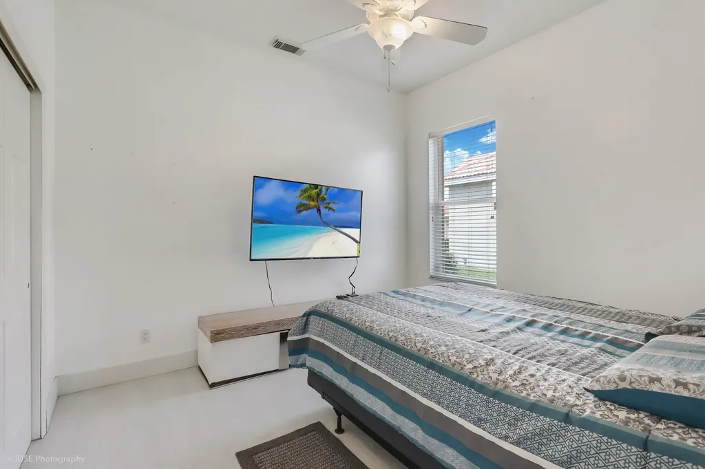780 SW Marsh Harbor Bay Port St Lucie FL 34986
