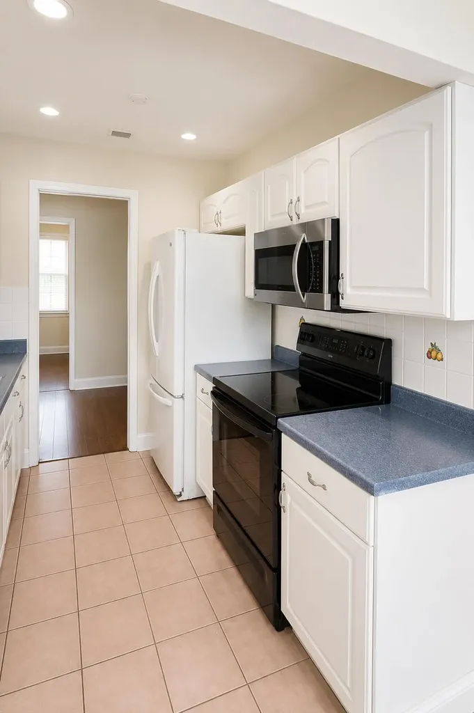 2490 SE Whitehorse Street Port St Lucie FL 34984