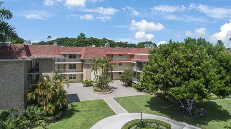 5560 Tamberlane Circle Palm Beach Gardens FL 33418