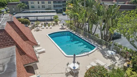 5560 Tamberlane Circle Palm Beach Gardens FL 33418