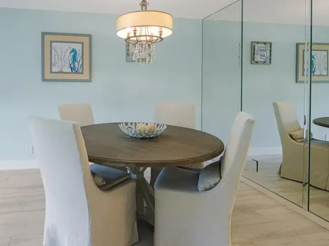 5560 Tamberlane Circle Palm Beach Gardens FL 33418