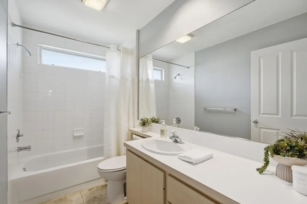10701 Chapman Oak Court Palm Beach Gardens FL 33410