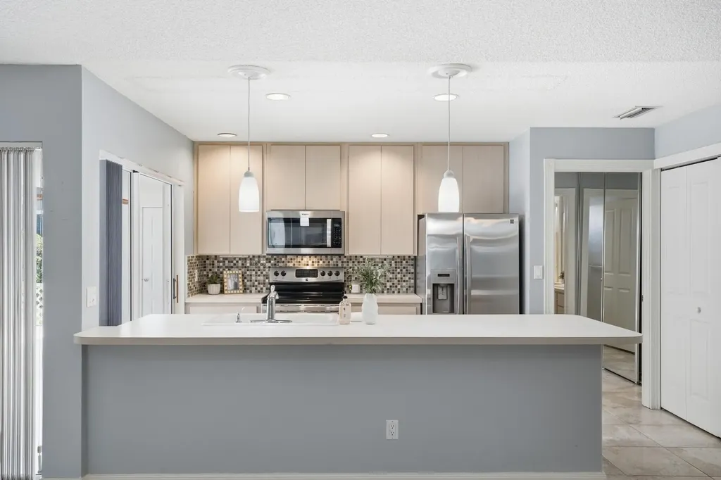 10701 Chapman Oak Court Palm Beach Gardens FL 33410