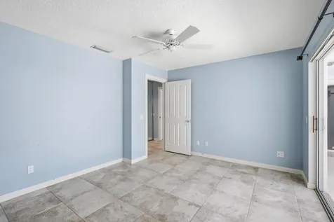 10701 Chapman Oak Court Palm Beach Gardens FL 33410