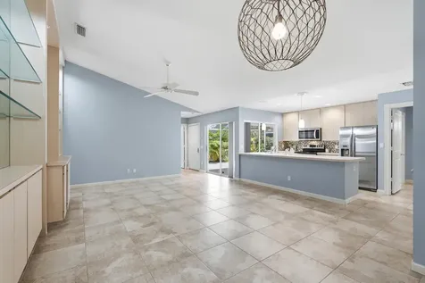 10701 Chapman Oak Court Palm Beach Gardens FL 33410