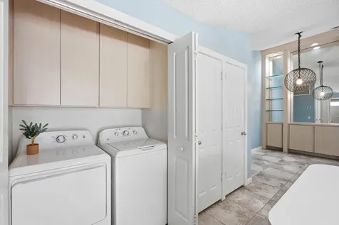 10701 Chapman Oak Court Palm Beach Gardens FL 33410
