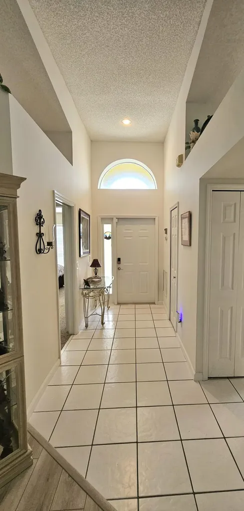 4233 SE Home Way Port St Lucie FL 34952