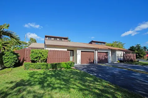 10048 SW 16th Street Pembroke Pines FL 33025