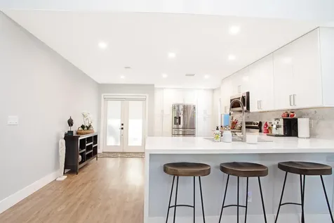 10048 SW 16th Street Pembroke Pines FL 33025