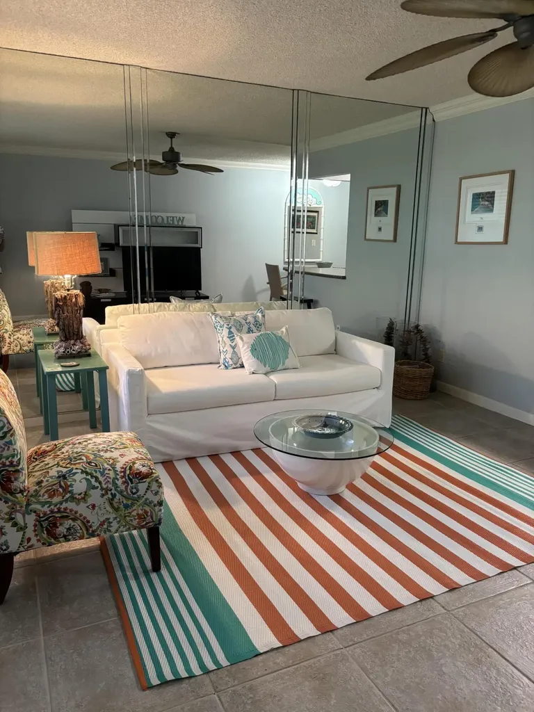 210 Horizons E Boynton Beach FL 33435