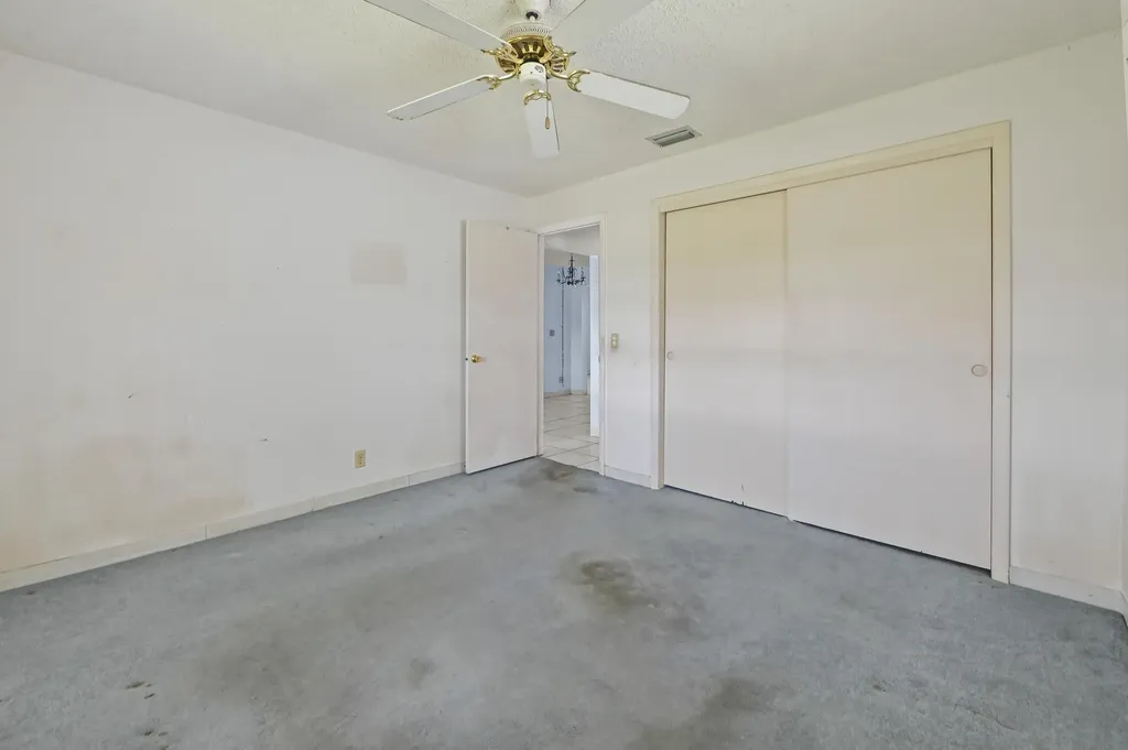 1196 SW Lake Circle Boynton Beach FL 33426
