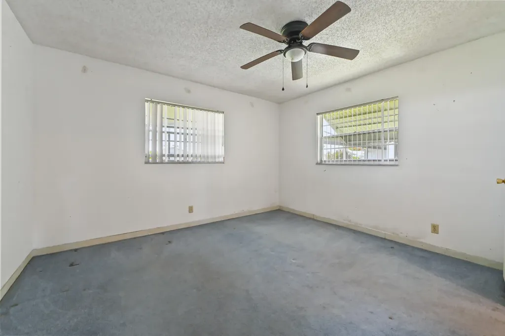 1196 SW Lake Circle Boynton Beach FL 33426