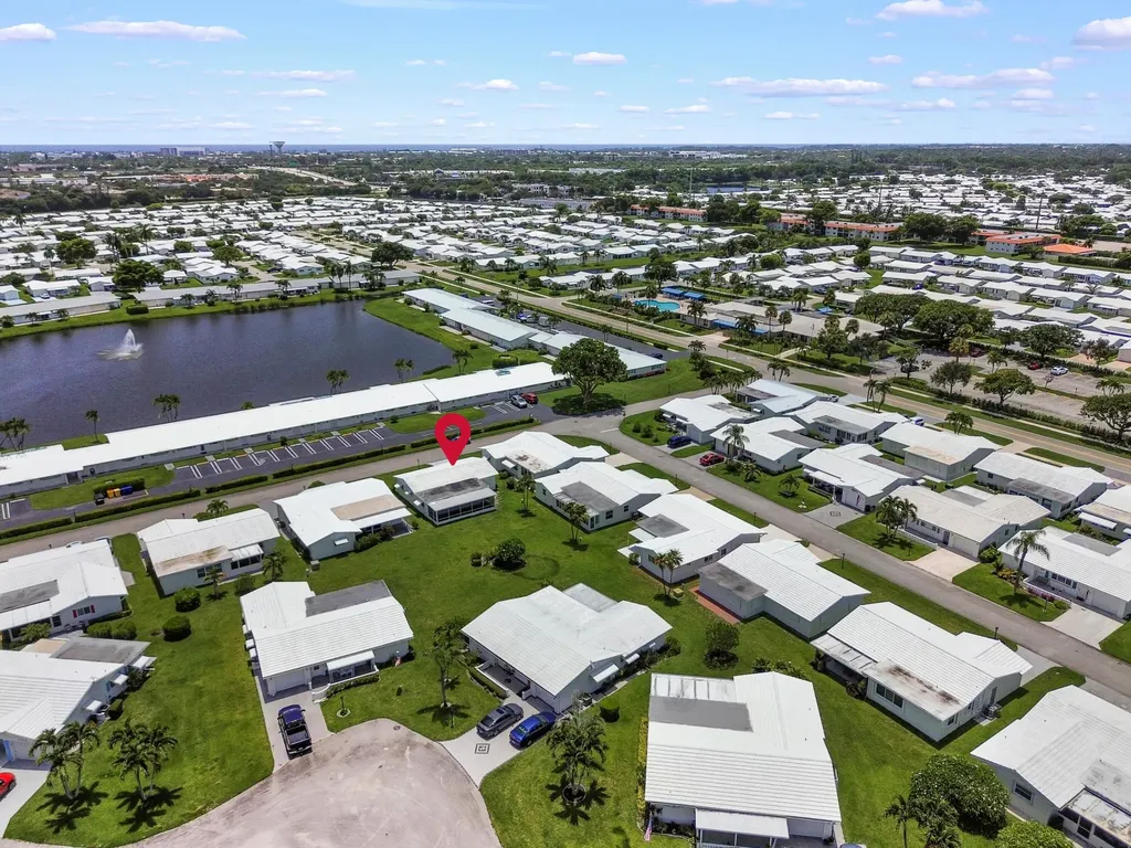 1196 SW Lake Circle Boynton Beach FL 33426