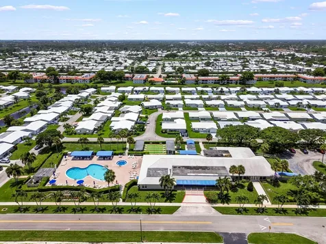 1196 SW Lake Circle Boynton Beach FL 33426
