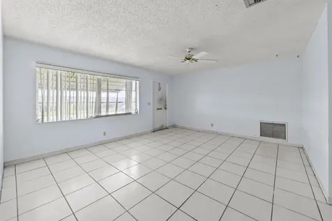1196 SW Lake Circle Boynton Beach FL 33426