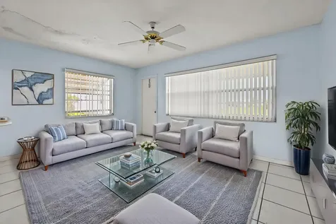 1196 SW Lake Circle Boynton Beach FL 33426
