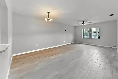 84 Conaskonk Circle Royal Palm Beach FL 33411