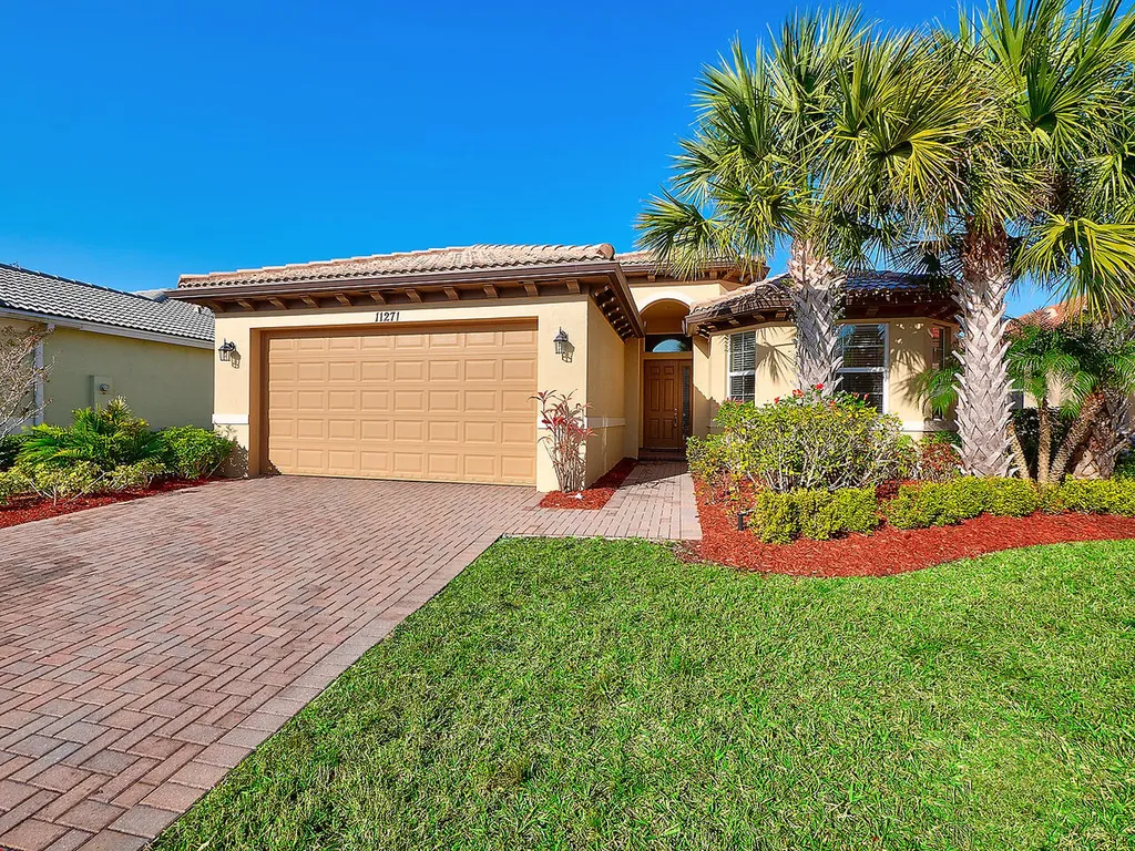 11271 SW Barton Way Port St Lucie FL 34987