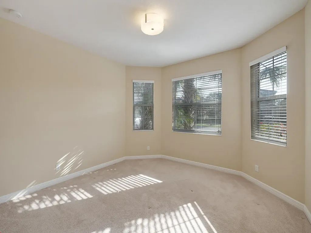 11271 SW Barton Way Port St Lucie FL 34987