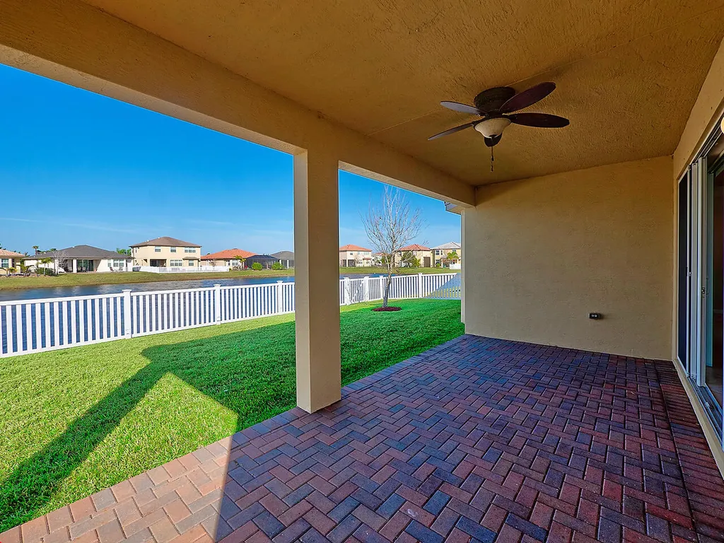 11271 SW Barton Way Port St Lucie FL 34987