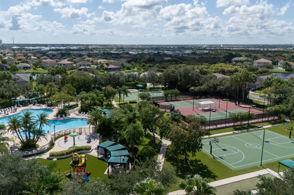 11271 SW Barton Way Port St Lucie FL 34987