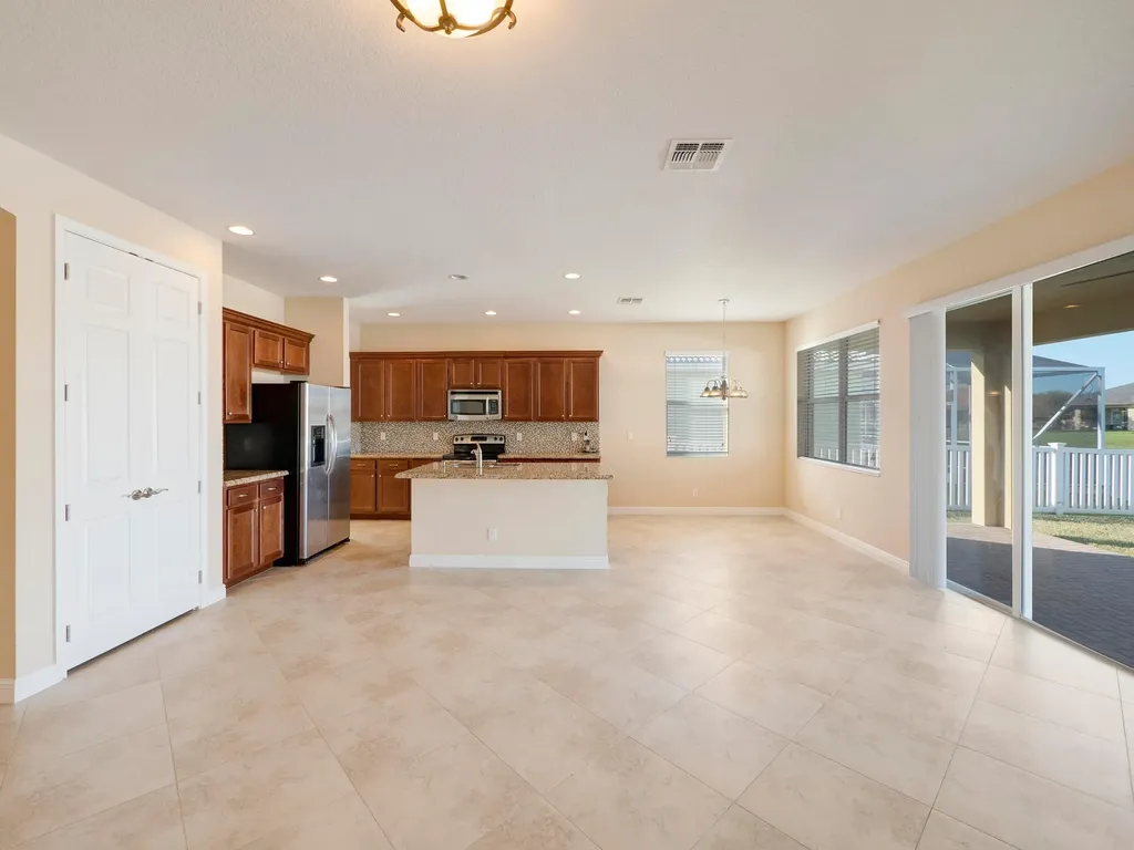 11271 SW Barton Way Port St Lucie FL 34987