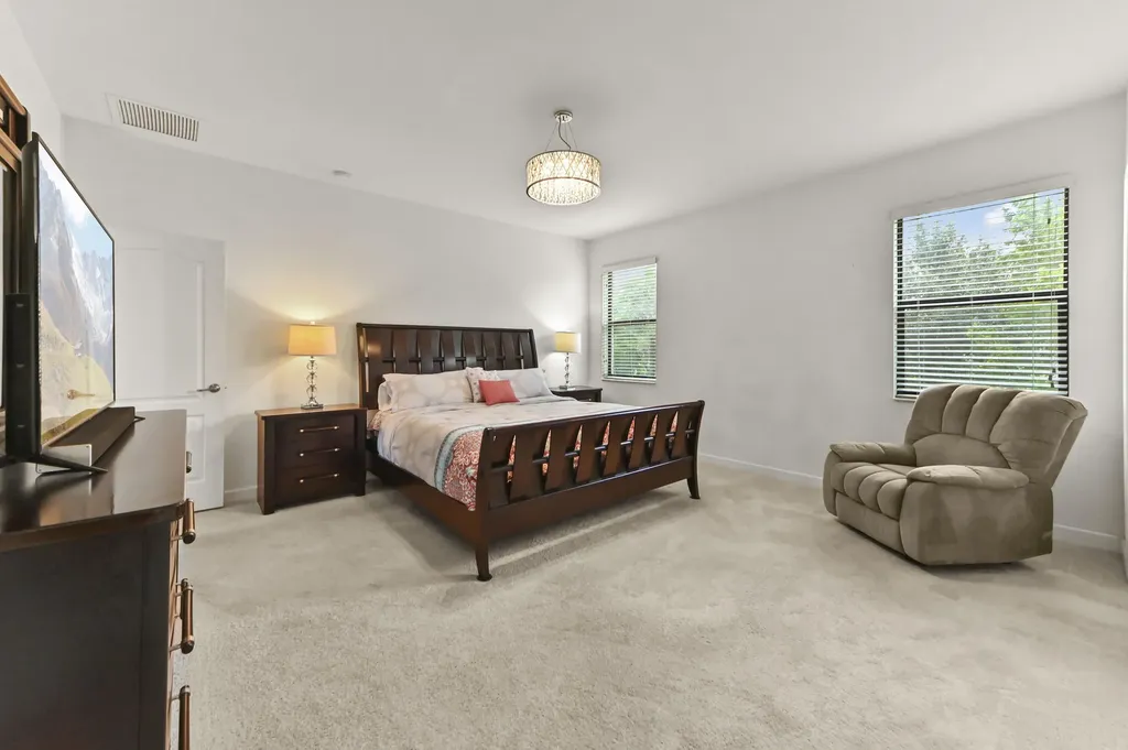 8899 Willow Cove Lane Lake Worth FL 33467