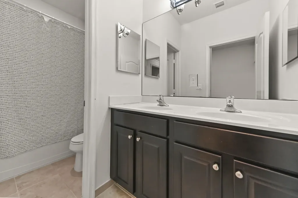 8899 Willow Cove Lane Lake Worth FL 33467