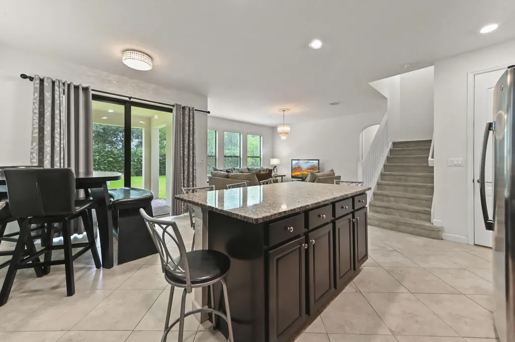8899 Willow Cove Lane Lake Worth FL 33467