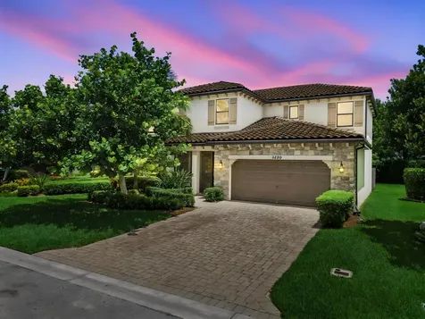 8899 Willow Cove Lane Lake Worth FL 33467