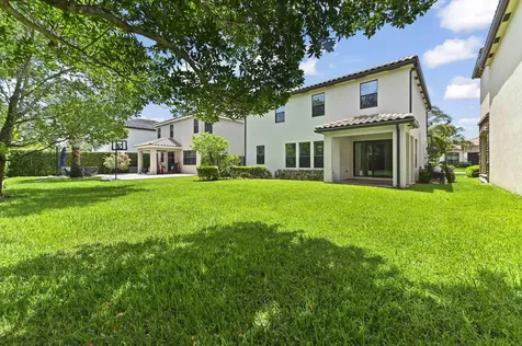 8899 Willow Cove Lane Lake Worth FL 33467