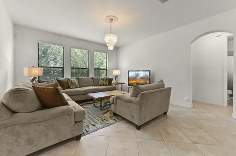 8899 Willow Cove Lane Lake Worth FL 33467