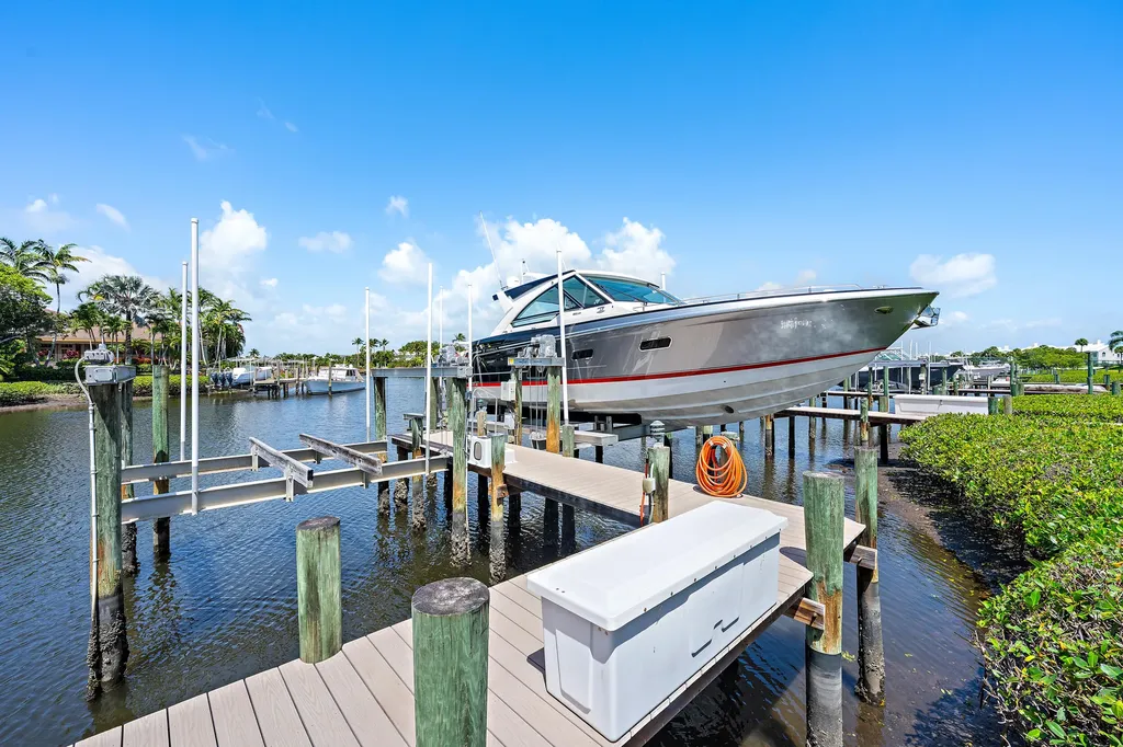 301 Captains Way Jupiter FL 33477