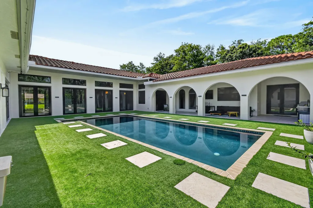 15655 77th Trail N West Palm Beach FL 33418