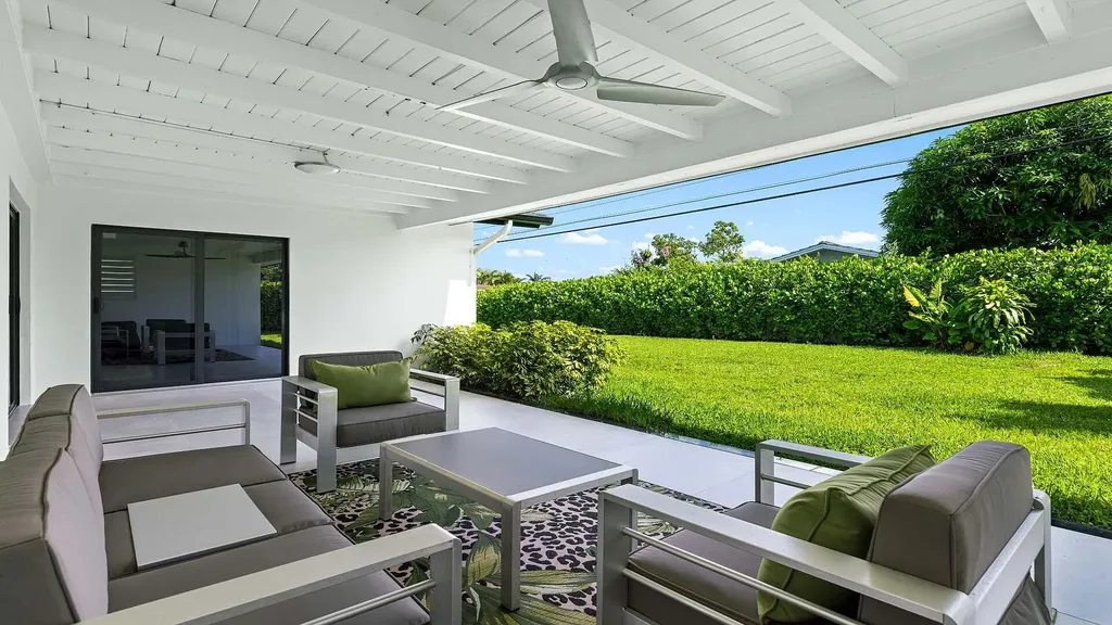 1099 SW 12th Street Boca Raton FL 33486