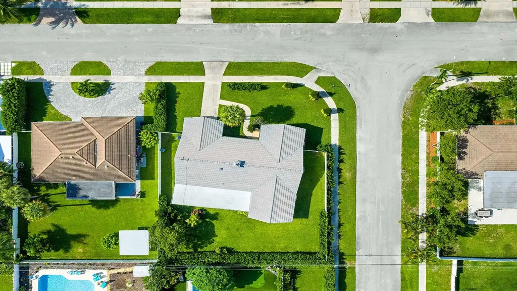 1099 SW 12th Street Boca Raton FL 33486