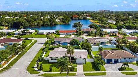 1099 SW 12th Street Boca Raton FL 33486