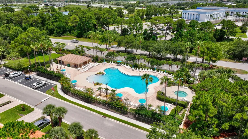 8326 Mulligan Circle Port St Lucie FL 34986