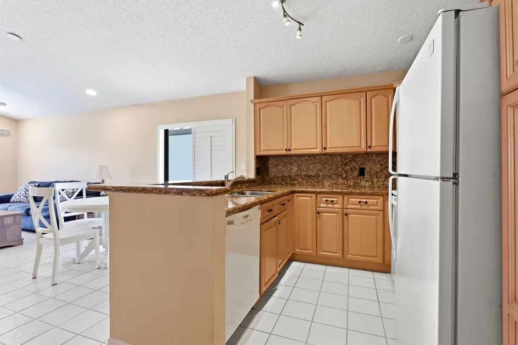20986 Rustlewood Avenue Boca Raton FL 33428