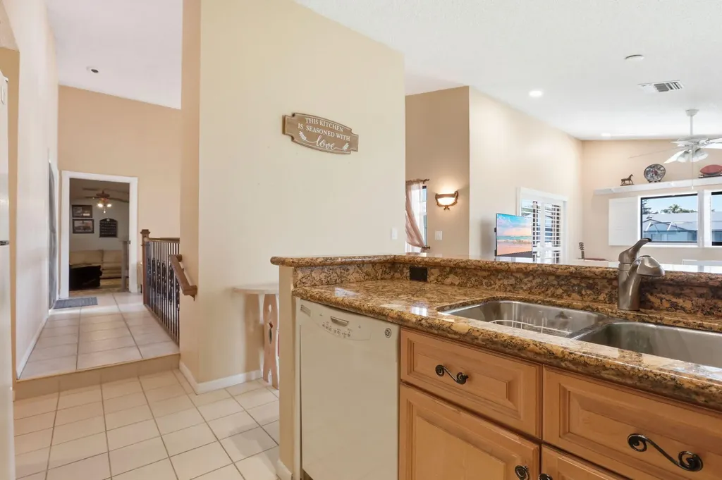 20986 Rustlewood Avenue Boca Raton FL 33428