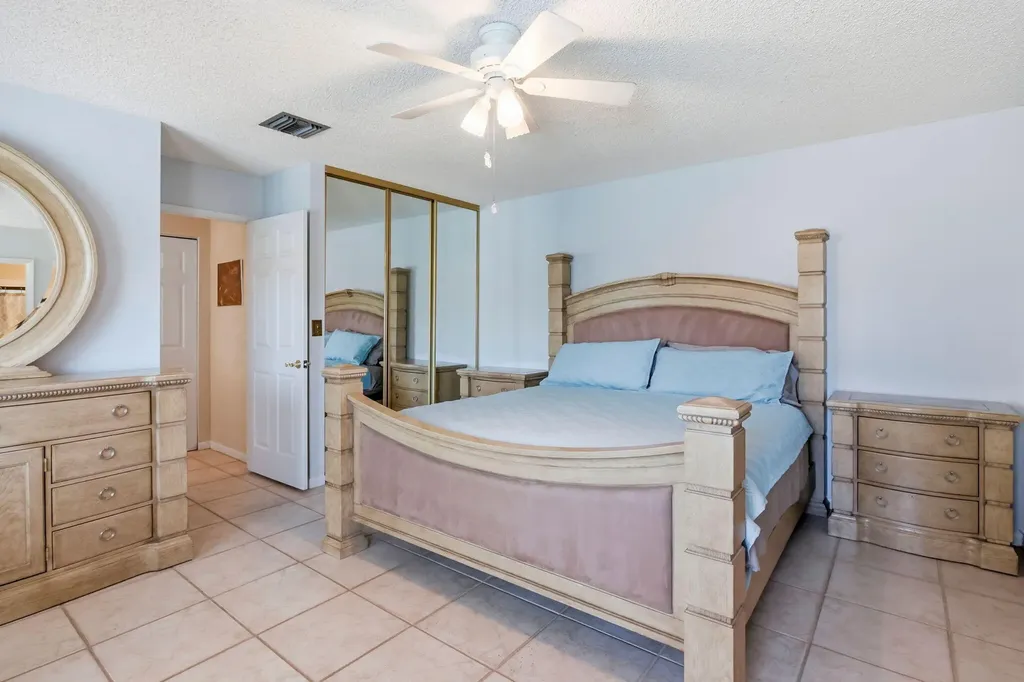20986 Rustlewood Avenue Boca Raton FL 33428