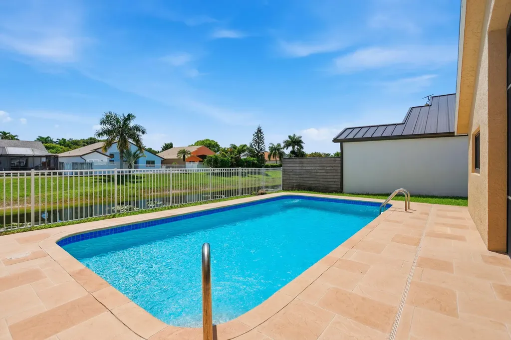20986 Rustlewood Avenue Boca Raton FL 33428