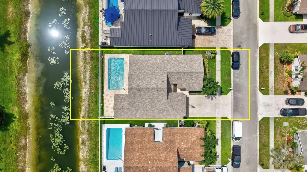 20986 Rustlewood Avenue Boca Raton FL 33428