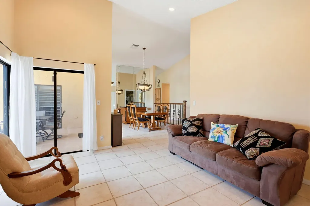 20986 Rustlewood Avenue Boca Raton FL 33428