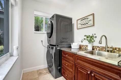 1163 Camellia Circle Weston FL 33326