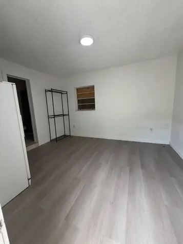 2137 NW 1st Terrace Miami FL 33125
