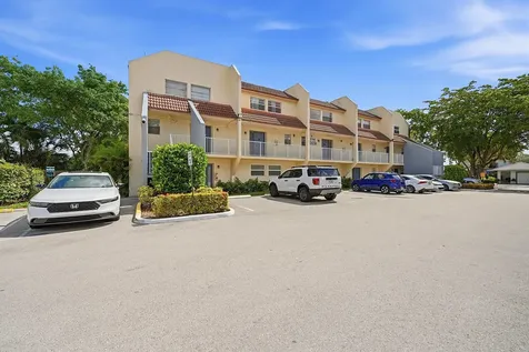 3760 NW 115th Avenue Coral Springs FL 33065