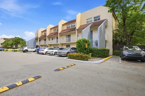 3760 NW 115th Avenue Coral Springs FL 33065